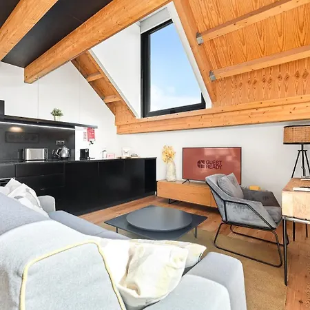 Guestready - Elegant Retreat With Terrace Lägenhet *