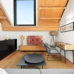 Apartmán Guestready - Elegant Retreat With Terrace Porto